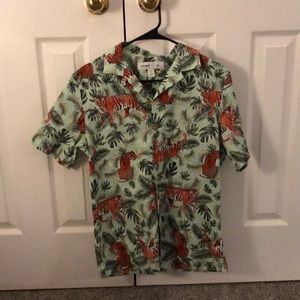 Men’s tiger button up